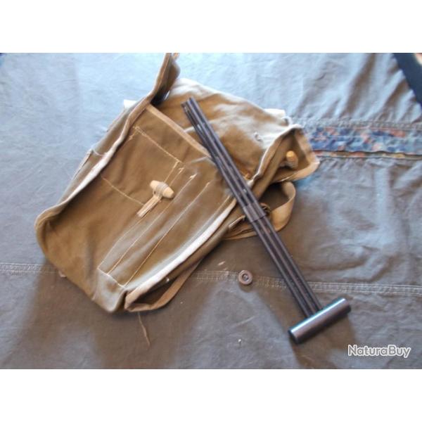 Ecouvillon et saccoche Russe ww2 pour mitrailleuse