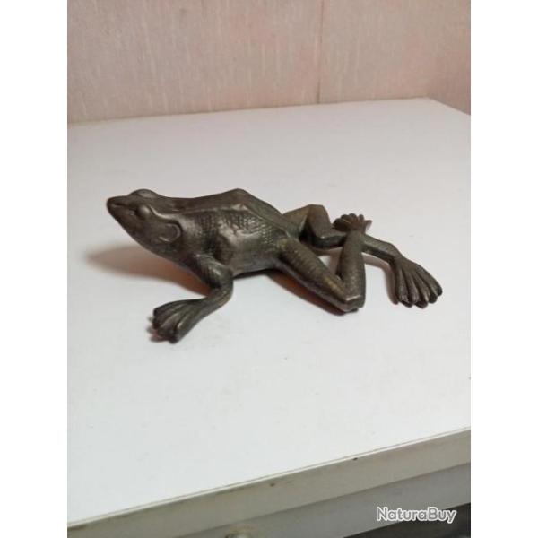 grenouille en bronze XIX�me 13 cm x 9 cm sign�