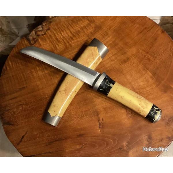 Couteau de type TANTO non aff�t�