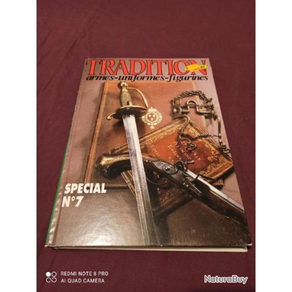 Tradition  Armes-uniforme-figurine edition sp�cial n�7