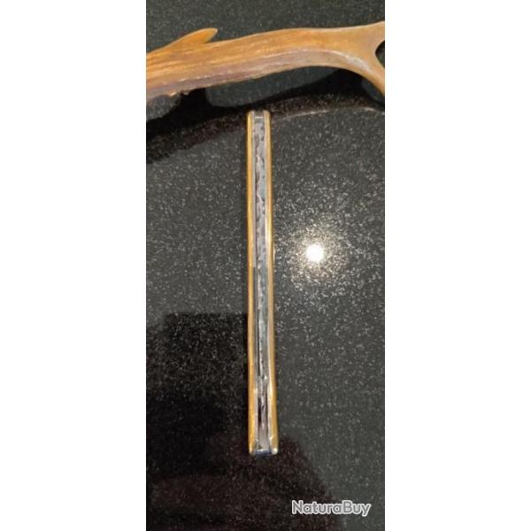 Couteau Laguiole pliant 12cm plein manche laiton artisanale