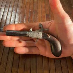 JOLI PISTOLET DE GOUSSET &Agrave; COFFRE GRAV&Eacute;