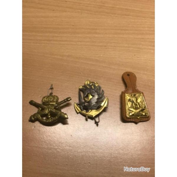 Lot de 3 insignes militaires