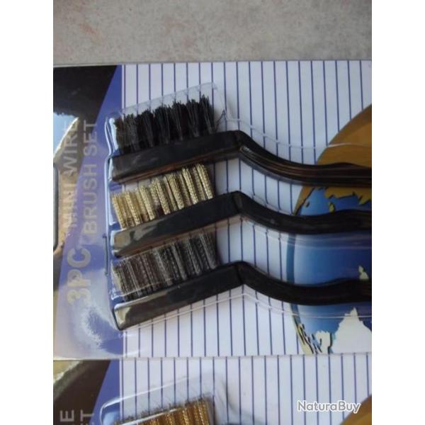 A SAISIR - Lot de 3 mini-brosses de nettoyage - Acier, laiton et  synthtique NEUVES