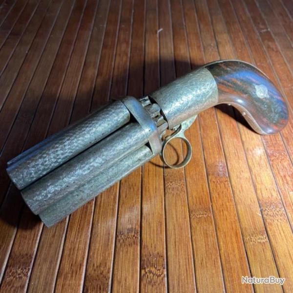 TR�S BELLE POIVRI�RE MARIETTE GRAV�E � 6 CANONS ROTATIF GROS CALIBRE