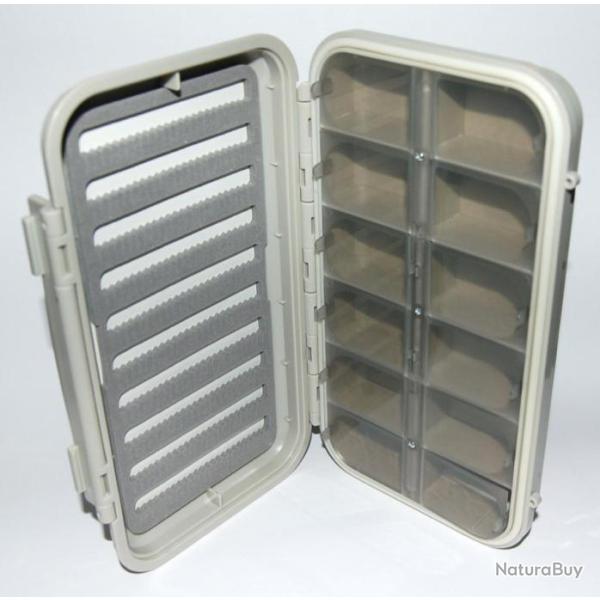 LOT DE 2 BOITES A MOUCHES ETANCHES AVEC 1 FACE MICRO-FENTES + 1 FACE 12 COMPARTIMENTS