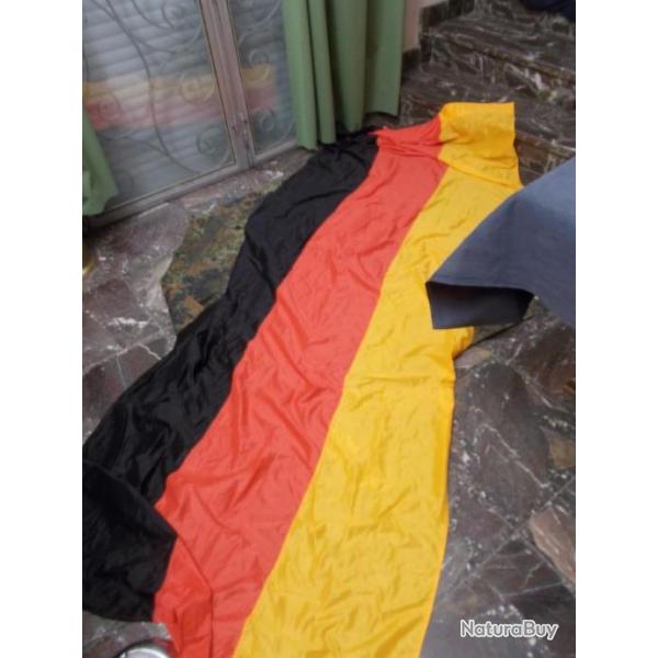 RARE !!! Drapeau MILITAIRE ALLEMAND DE PAVOISEMENT