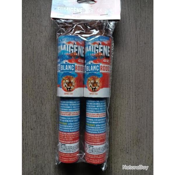 2 Fumig�nes � Main Bleu/Blanc/Rouge le Tigre