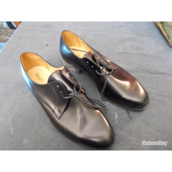 #2      Chaussures de sorties Arm�e Fran�aise LEGION ETRANGERE