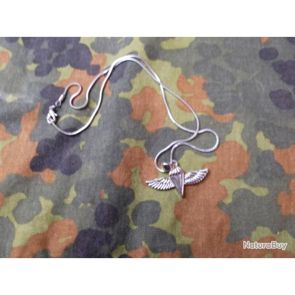 Collier / Bijou  R�duction Insigne Brevet para  Tsahal  Israel IDF