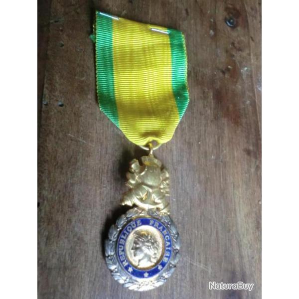 medaille dor�  valeur et discipline email 1870