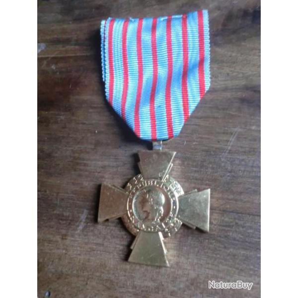 medaille dor�  croix du combattant