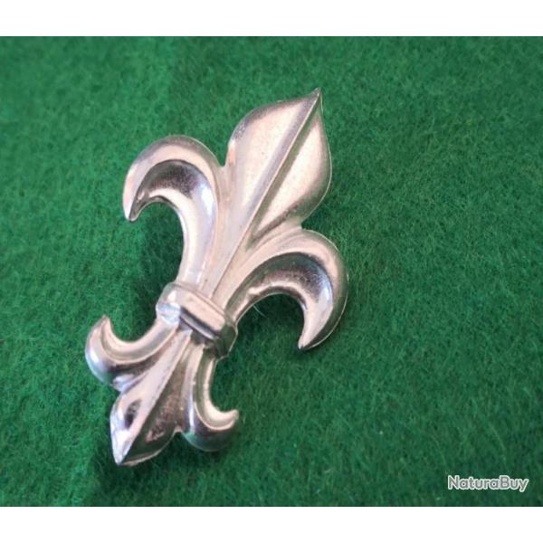 Fleur de lys - Hauteur : 50 mm Largeur : 30 mm