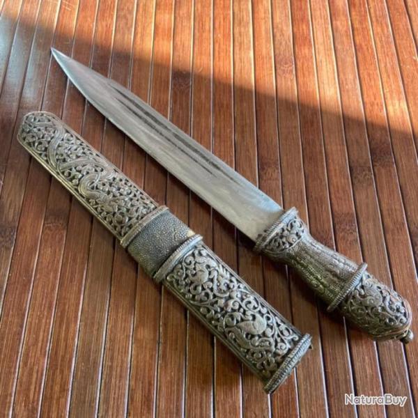 POIGNARD TIB�TAIN XlX �me