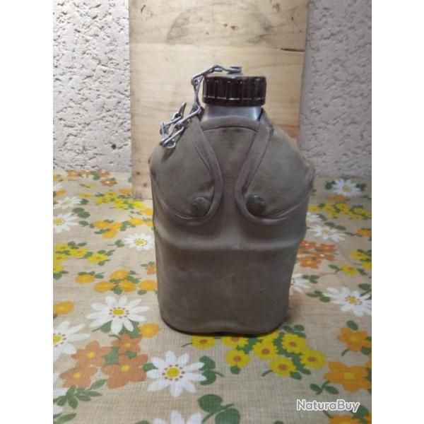 Gourde militaire Bourgeat ancienne