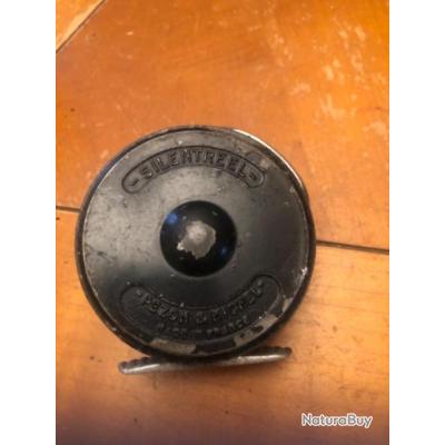 Moulinet de pêche américain en laiton nickelé et bakélite. H