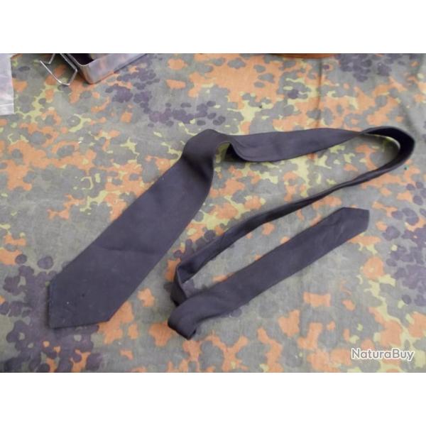 Cravatte noire des ann�es 80 Arm�e Fran�aise