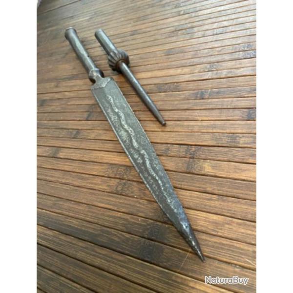 RARE FER DE LANCE FORG� MONGOLE XVl �me