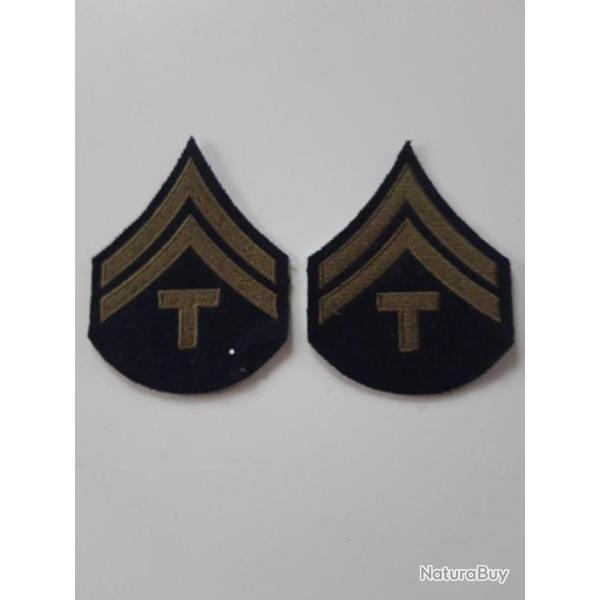 PAIRE D INSIGNES DU GRADE DE TECHNICIAN 5TH GRADE U.S.MODELE OLIVE