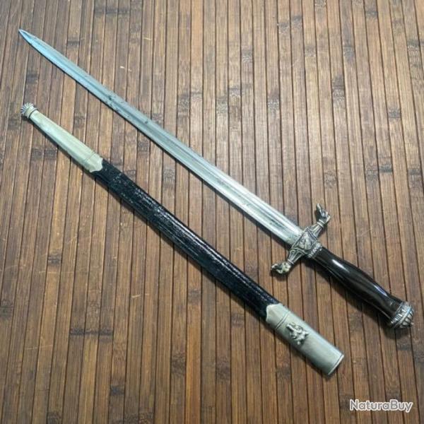 BELLE EST GRANDE DAGUE DE CHASSE MANUFACTURE IMP�RIALE DE CHATELLERAULT DE 1851