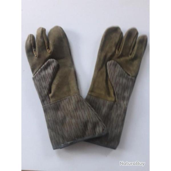 PAIRE DE GANTS TYPE NVA