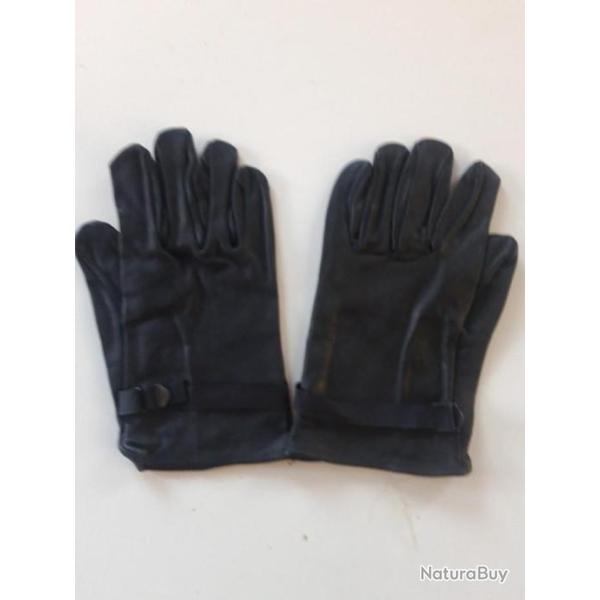 PAIRE DE GANTS CUIR NOIR AVEC LANGUETTE