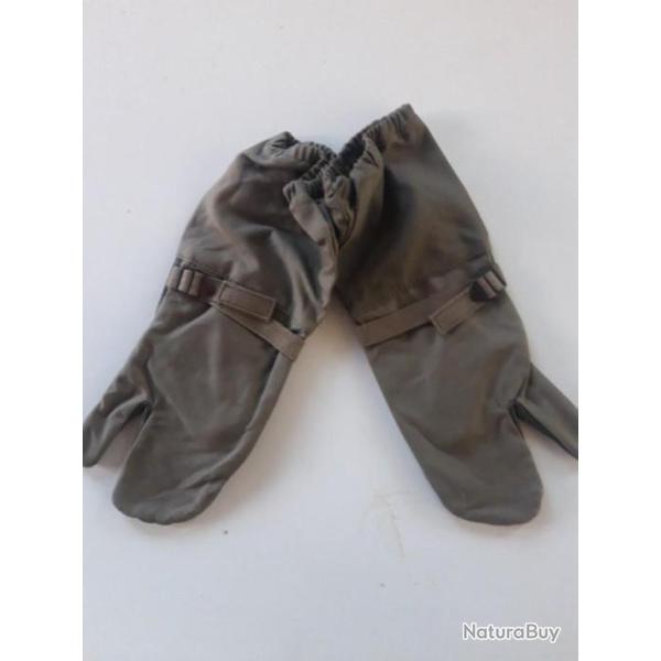 PAIRE DE MOUFLES POLAIRES GRIS