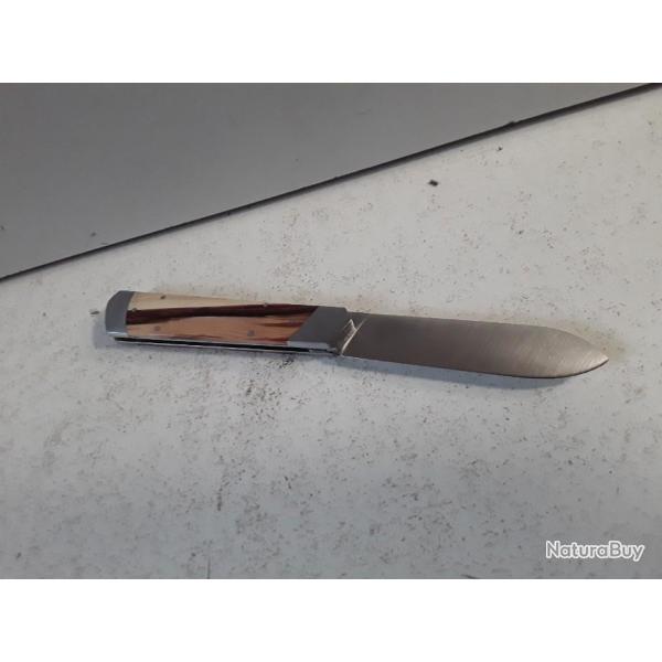 10108 COUTEAU FERMANT PRADEL RESINE GENEVRIER 11,5CM PAR FONTENILLE PATAUD NEUF