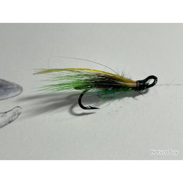 mouche saumon modle Inconnue Verte numro 10 hameon double