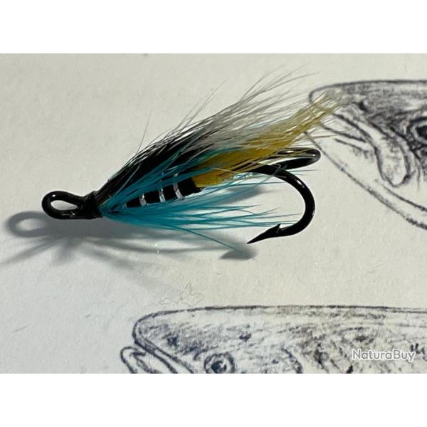 mouche saumon mod�le Blue Charm num�ro 12  hame�on double