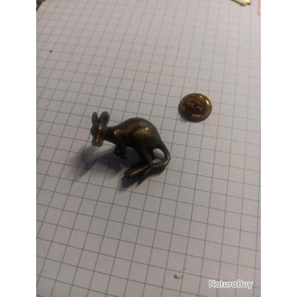 Kangourou Animaux Pin's Relief Superbes Piece 1811