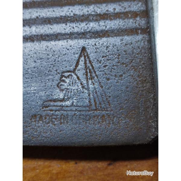 Couteau  poignard � identifier