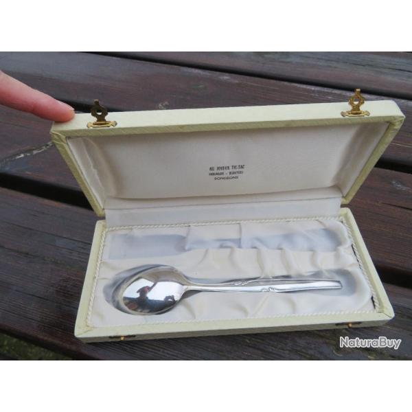 VINTAGE - Ancien coffret contenant une cuill�re en m�tal argent� (Vers 1950-60)