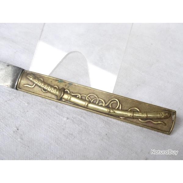 320)  lot kozuka  , beau couteau pour sabre  japonais , lame sign�e