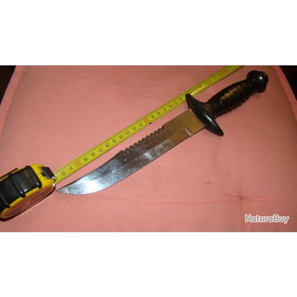 GROS POIGNARD COMBAT CHASSE