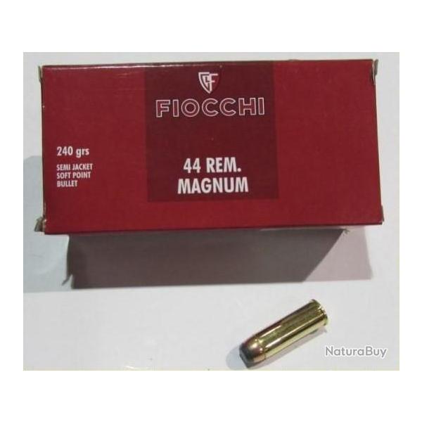 4 boites de 50 cartouches Fiocchi  de calibre 44 Rem Mag, 240 grains , SJSP