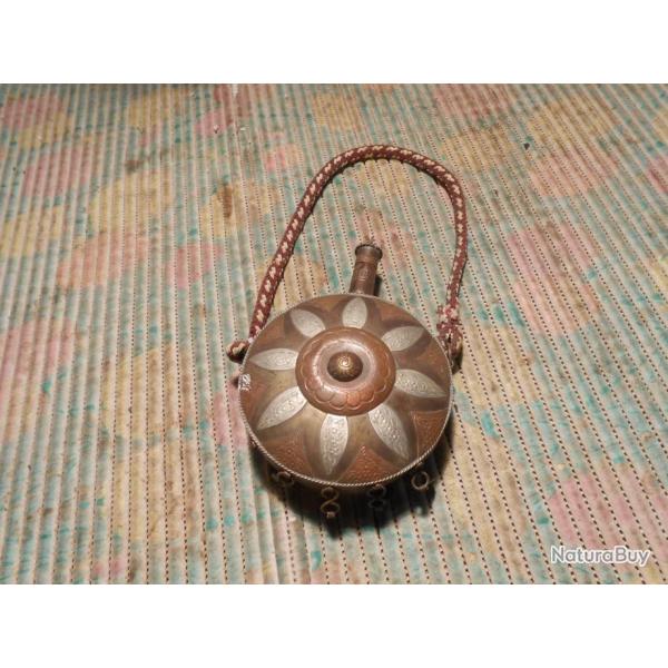 poire a poudre ORIENTAL  1