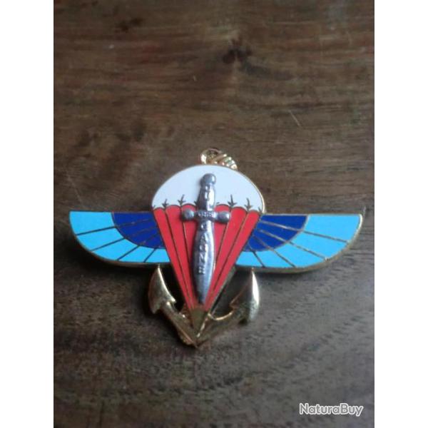 insigne 2eme regiment parachutiste d infanterie de marine