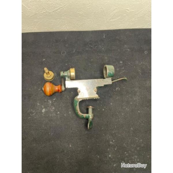 Ancien sertisseur  cartouches Manufrance