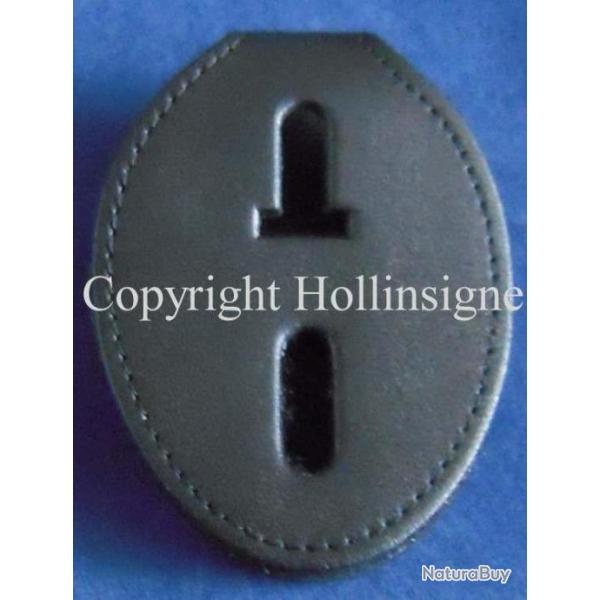 Porte carte universel clip on ovale