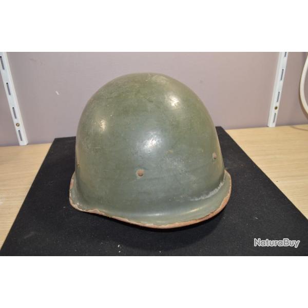 Casque Espagnol / bulgare export WW2 � identifier