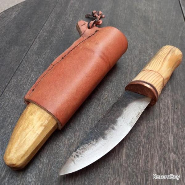 Couteau PUUKKO ARTISANAL FORG� Manche en Bois avec Fourreau en Cuir et Bois