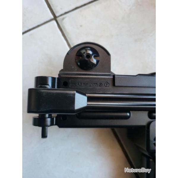 IWI  mini uzi  4.5  co2