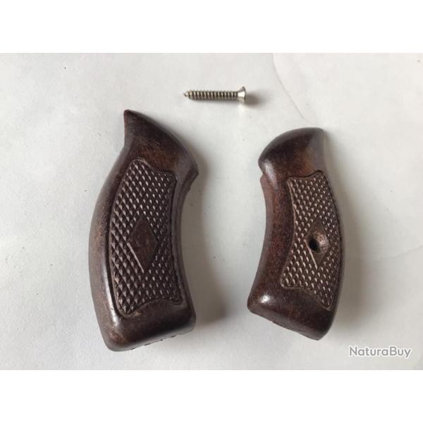 VENDU PAR LE-CUIRASSIER PAIRE DE PLAQUETTES +VIS REVOLVER MAM SUPER 777 CAL 22 (ITALIE)