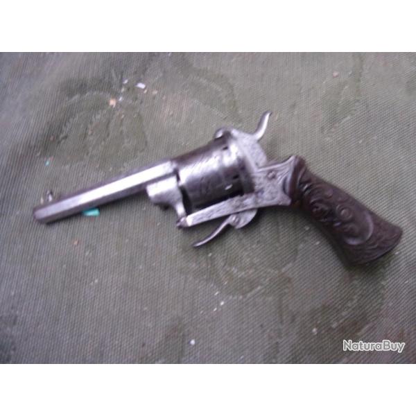 revolver poudre noire type Lefaucheux