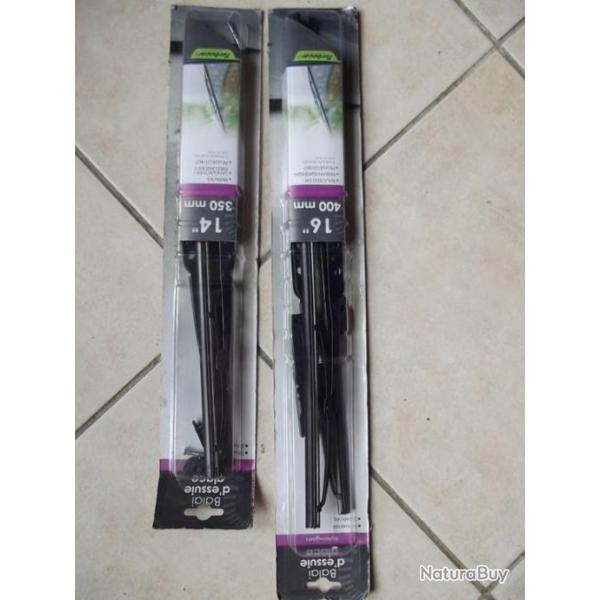 A SAISIR - 2 jeux de balais d"essuie glace universels dimensions 350 et 400 mm (14 et 16'') NEUFS