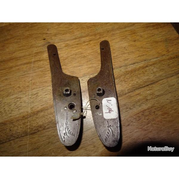 Paire de platines de fusils de chasse � chien n�14
