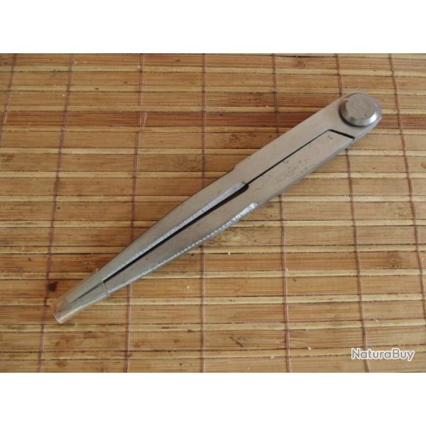 BRADE - Compas d'ajusteur de 150mm NEUF