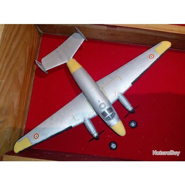 Maquette 1/72 avion : Dassault (fran�ais des ann�es 40)