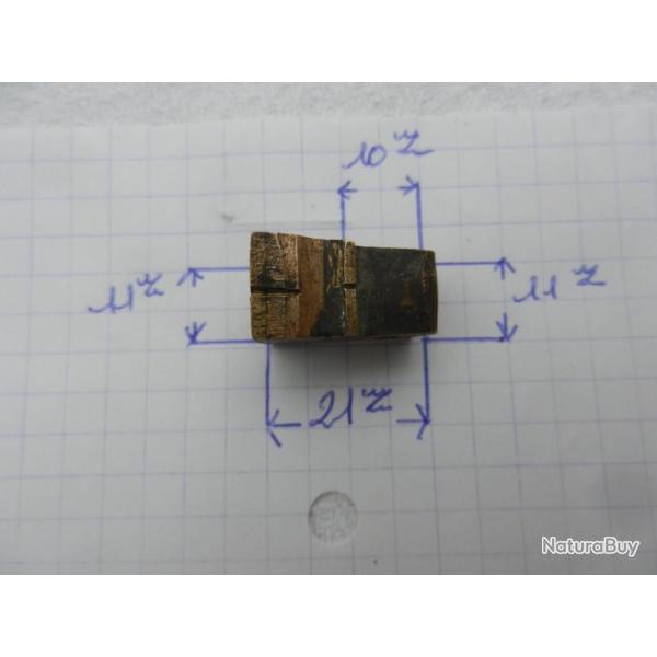 une pice dtache d'arme non identifie